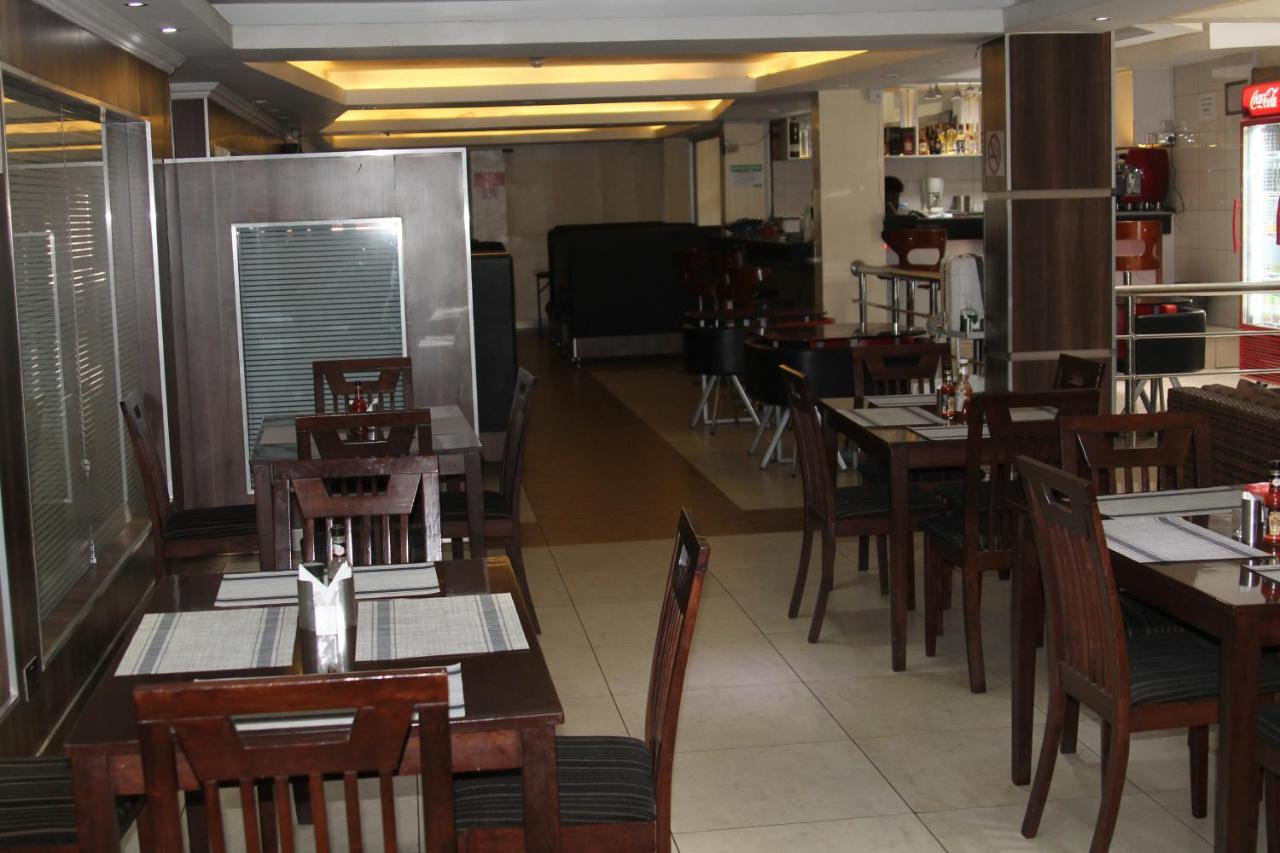 Airport Landing Hotel Nairobi Extérieur photo