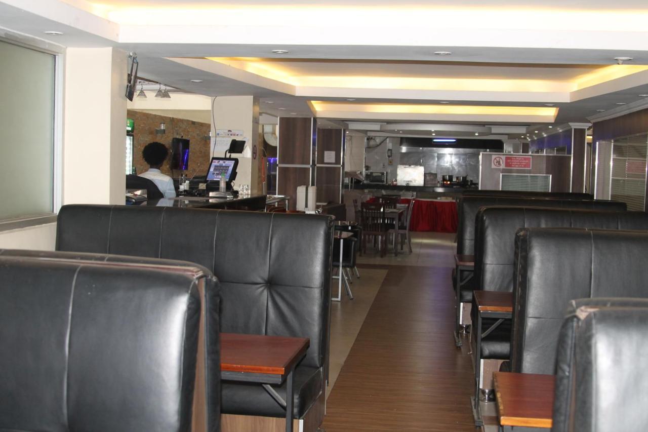 Airport Landing Hotel Nairobi Extérieur photo
